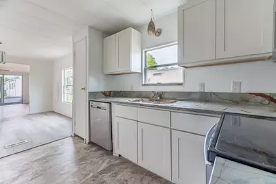 8 Del Sol, Port Saint Lucie, FL 34952 - Photo 7