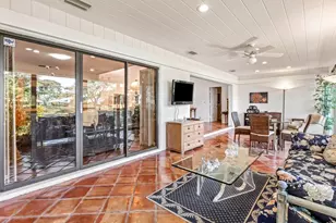 19 Glens Dr W, Boynton Beach, FL 33436 - Photo 17