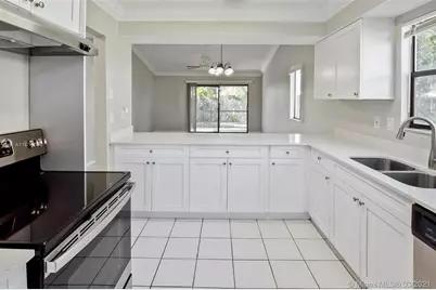 6501 Dockside Circle, Unit #6508, Greenacres, FL 33463 - Photo 5