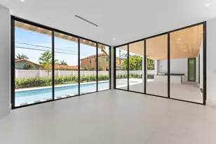 880 NE 3rd Ave, Boca Raton, FL 33432 - Photo 27