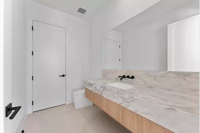 880 NE 3rd Avenue, Boca Raton, FL 33432 - Photo 29