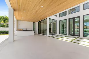 880 NE 3rd Ave, Boca Raton, FL 33432 - Photo 77