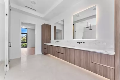 880 NE 3rd Avenue, Boca Raton, FL 33432 - Photo 47