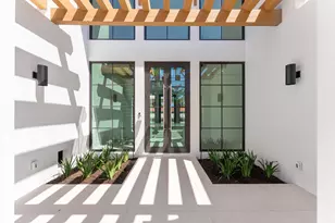 880 NE 3rd Ave, Boca Raton, FL 33432 - Photo 7