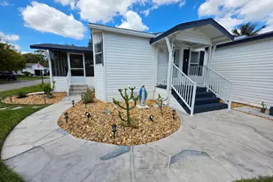 6469 Cypress Ln, Lantana, FL 33462 - Photo 1