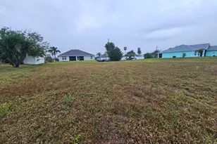 2129 NE 19th Pl, Cape Coral, FL 33909 - Photo 1