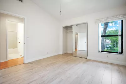 10910 Lakemore Lane, Unit #201, Boca Raton, FL 33498 - Photo 27