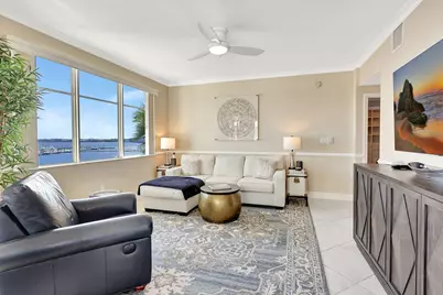 775 NW Flagler Avenue, Unit #401, Stuart, FL 34994 - Photo 11