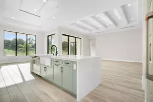 110 SE Via Verona, Port Saint Lucie, FL 34984 - Photo 9