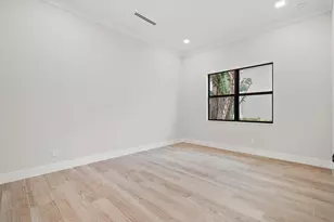 110 SE Via Verona, Port Saint Lucie, FL 34984 - Photo 27