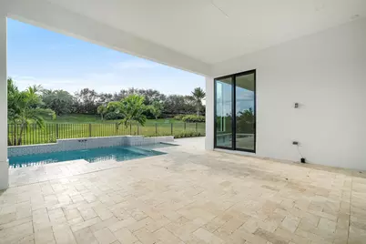 110 SE Via Verona, Port Saint Lucie, FL 34984 - Photo 17