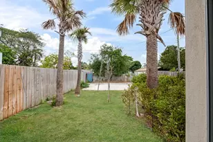 607 N F St, Lake Worth Beach, FL 33460 - Photo 15