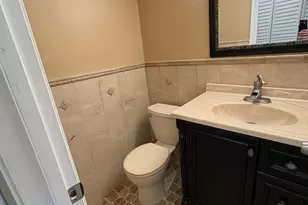 111 Waltham E, West Palm Beach, FL 33417 - Photo 7