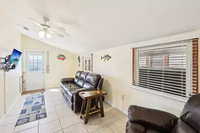 307 Nettles Boulevard, Jensen Beach, FL 34957 - Photo 5