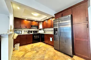 279 Saxony F Circle Unit, Delray Beach, FL 33446 - Photo 3