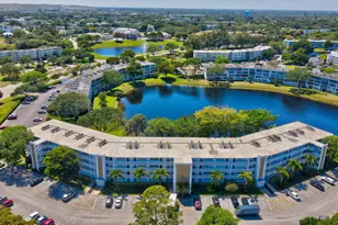 2051 Cambridge C, Deerfield Beach, FL 33442 - Photo 27