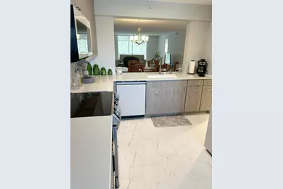 4734 Lucerne Lakes Boulevard N, Unit #410, Lake Worth, FL 33467 - Photo 5