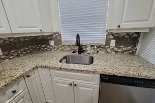 1340 NE 28th Ave, Pompano Beach, FL 33062 - Photo 33