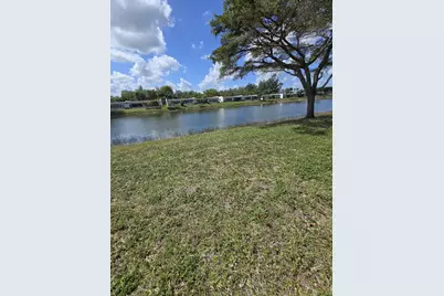 222 Lake Constance Drive, West Palm Beach, FL 33411 - Photo 29