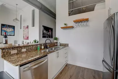 185 NE 4th Avenue, Unit #210, Delray Beach, FL 33483 - Photo 5