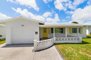 2198 SW 12th Ave, Boynton Beach, FL 33426 - Photo 3