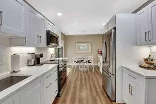 27 Eastgate Dr, Boynton Beach, FL 33436 - Photo 9