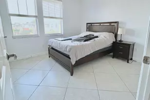 750 Millbrae Ct, West Palm Beach, FL 33401 - Photo 17