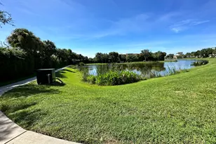 750 Millbrae Ct, West Palm Beach, FL 33401 - Photo 25