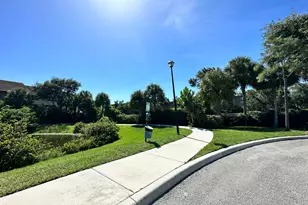 750 Millbrae Ct, West Palm Beach, FL 33401 - Photo 41