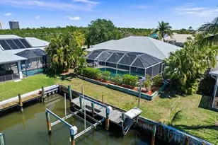 139 Commonwealth Ct, Hutchinson Island, FL 34949 - Photo 9