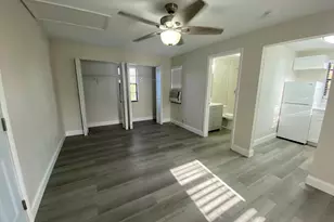 11 N Lakeside Dr, Lake Worth Beach, FL 33460 - Photo 3