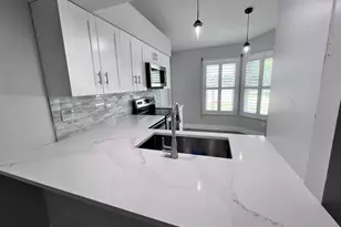 2418 SE Sidonia St, Port Saint Lucie, FL 34952 - Photo 5