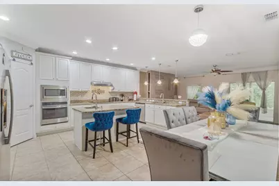 6102 NW Painted Bunting Court, Port Saint Lucie, FL 34986 - Photo 11