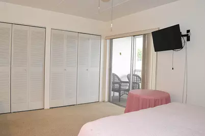 300 Village Green Circle S, Unit #220, Palm Springs, FL 33461 - Photo 13