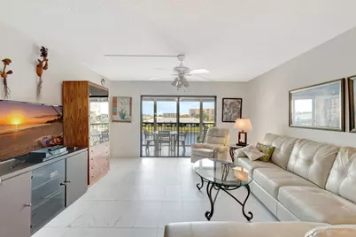 14425 Strathmore Lane, Unit #304, Delray Beach, FL 33446 - Photo 9