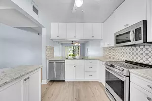 2301 Sabal Ridge Ct, Palm Beach Gardens, FL 33418 - Photo 9