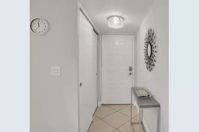 955 Egret 104 Circle, Unit #104, Delray Beach, FL 33444 - Photo 3