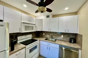 4015 Islewood D, Deerfield Beach, FL 33442 - Photo 3