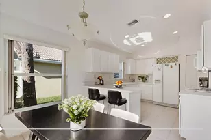 8218 Palm Gate Dr, Boynton Beach, FL 33436 - Photo 7