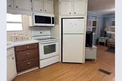 204 Palm Drive, Unit #I, Briny Breezes, FL 33435 - Photo 11