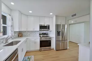 801 Lake Shore Dr, Lake Park, FL 33403 - Photo 9