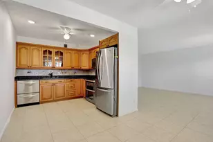3034 Oakridge D, Deerfield Beach, FL 33442 - Photo 7