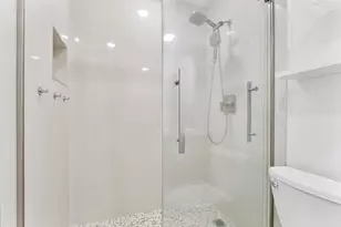 340 NW 19th St, Boca Raton, FL 33432 - Photo 13