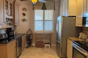 27 Harbour Isle Dr W, Fort Pierce, FL 34949 - Photo 5