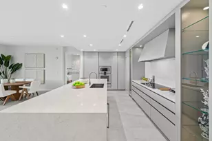 220 SE Mizner Blvd, Boca Raton, FL 33432 - Photo 9