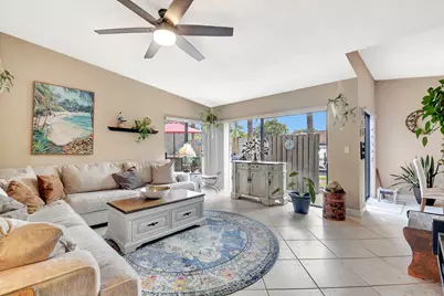 312 Meadows Drive, Boynton Beach, FL 33436 - Photo 5