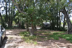 631 N E St, Lake Worth Beach, FL 33460 - Photo 5