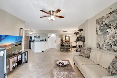 1000 Scotia Drive #204, Hypoluxo, FL 33462 - Photo 3