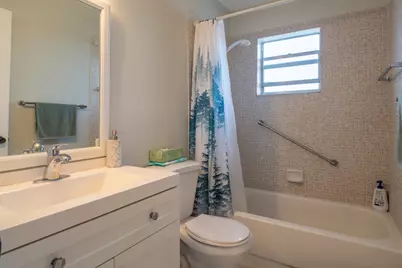 313 Burgundy, Unit #G, Delray Beach, FL 33484 - Photo 17