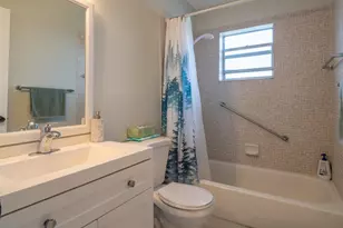 313 Burgundy Unit, Delray Beach, FL 33484 - Photo 17